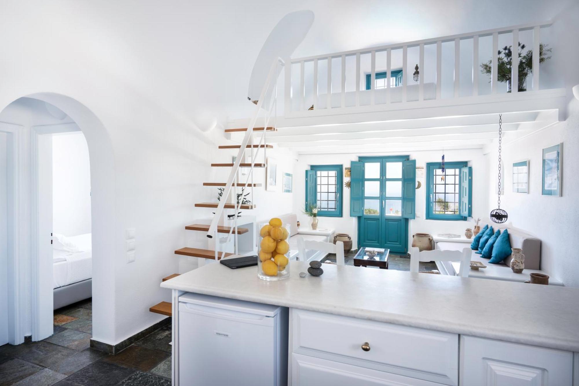 Villa Oinos - Sunset Views Ormos Athinios Екстер'єр фото
