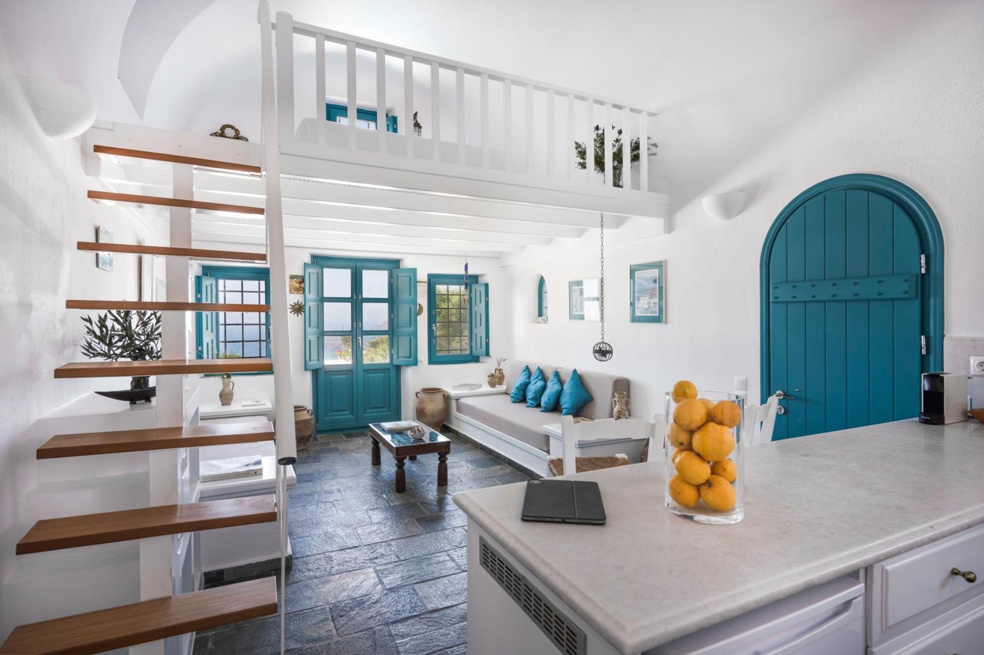 Villa Oinos - Sunset Views Ormos Athinios Екстер'єр фото